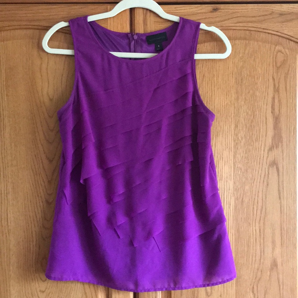 Flowy tank